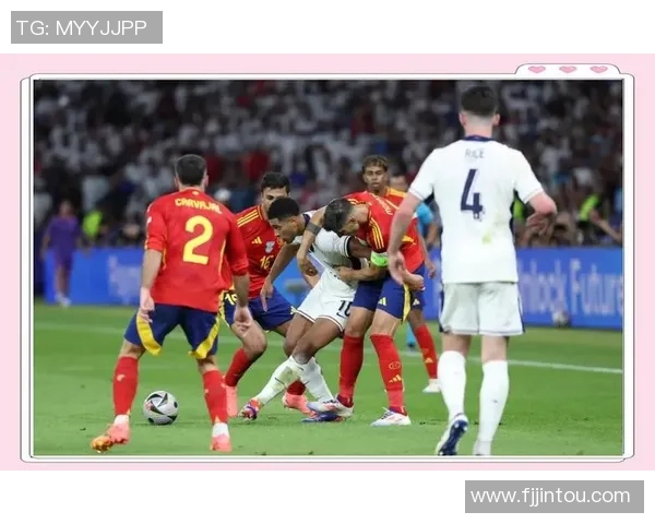 足球明星荣耀时刻展现夺冠瞬间的精彩图片合集